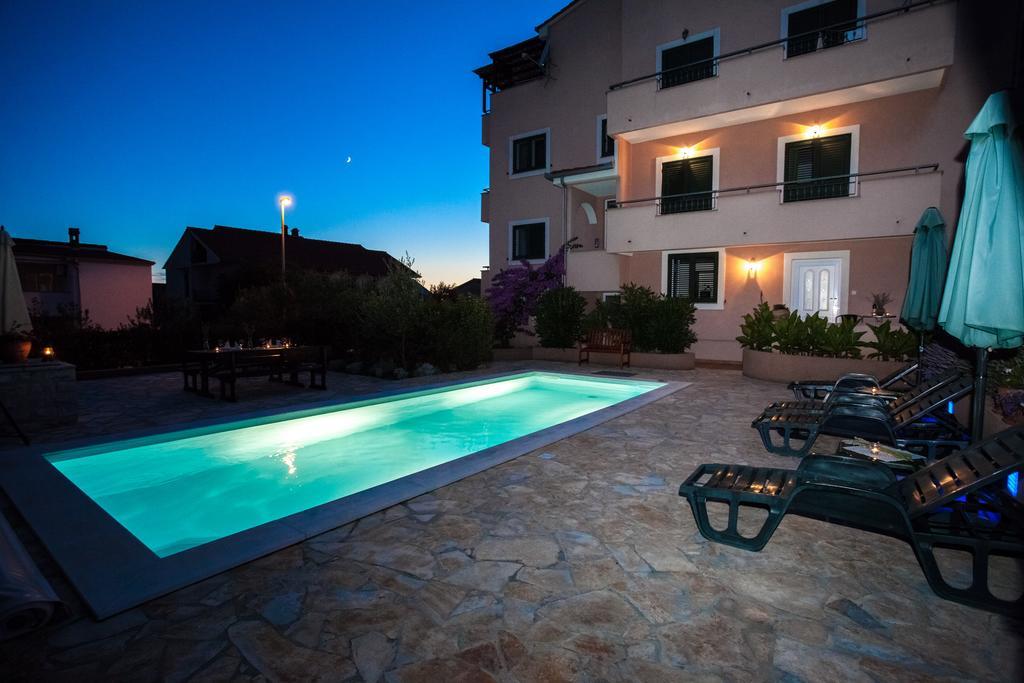 Apartments Lara & Luka Zadar Exterior foto